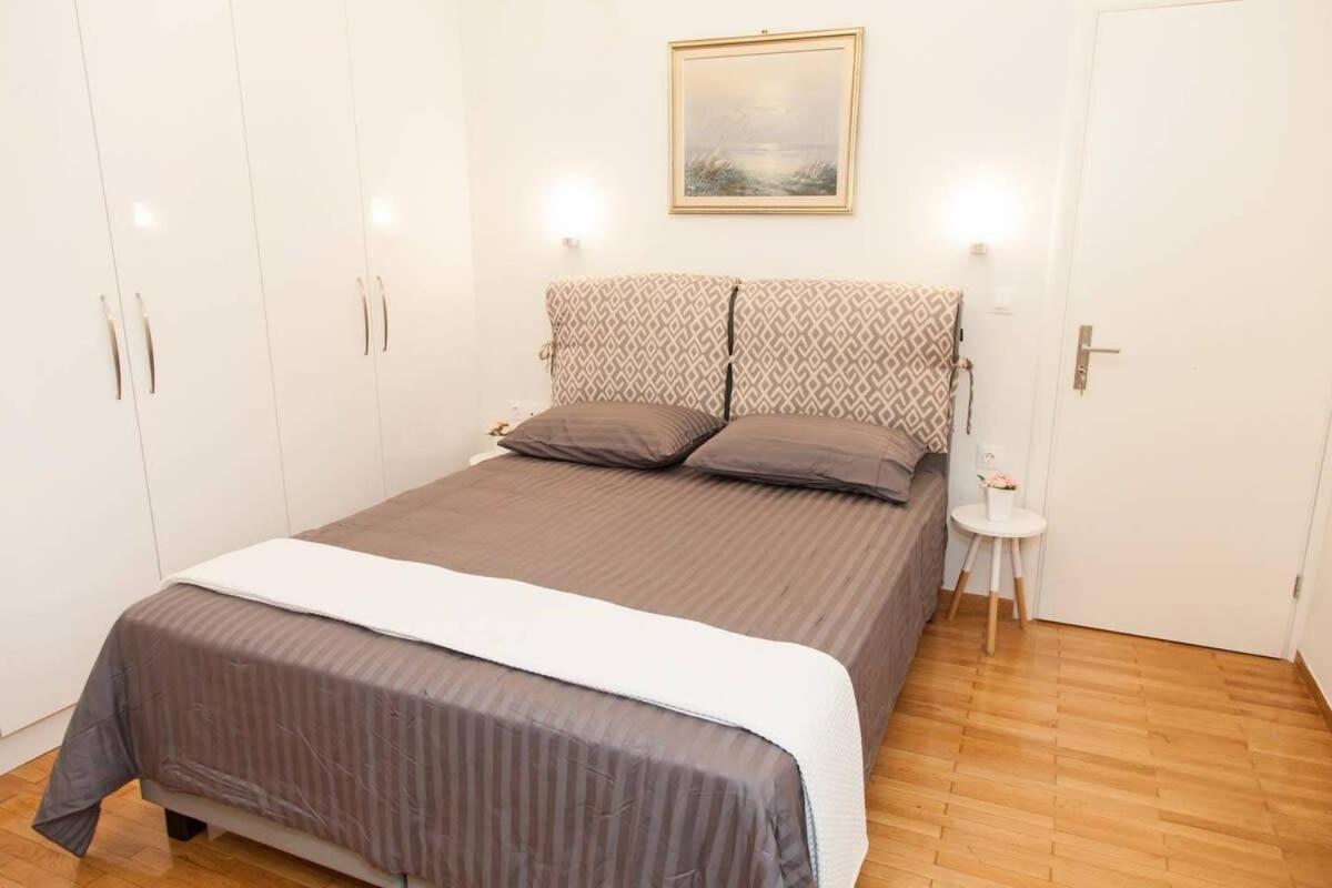 Luxury Apartment In Central Kolonaki Aten Exteriör bild